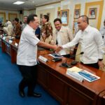 Pemerintah pusat dan gubernur sepakat percepat program 3 juta rumah. Jateng klaim tuntaskan 274 ribu backlog, 17 ribu RTLH dianggarkan 2025.