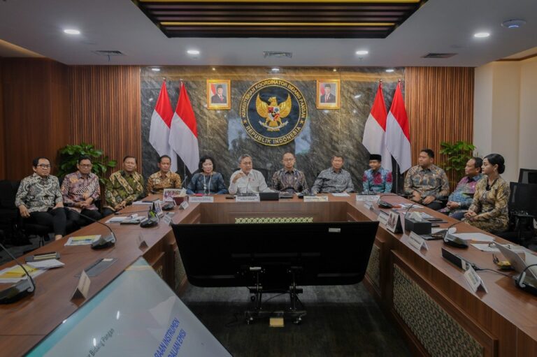 Pemerintah mempercepat implementasi Perpres No. 110/2025 untuk perdagangan karbon nasional.