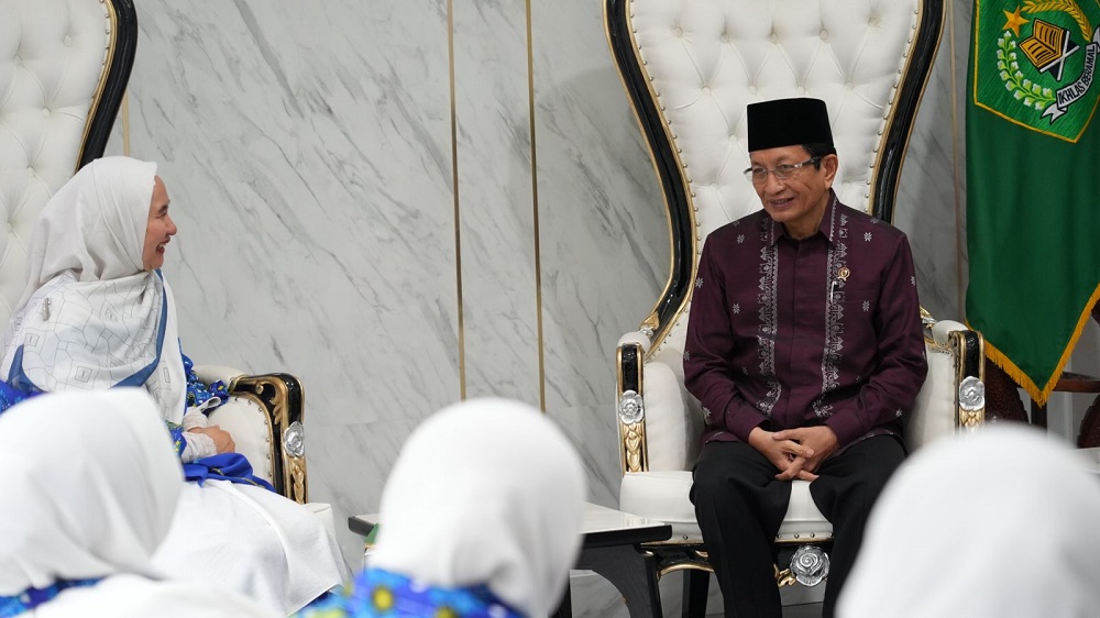 Menag Nasaruddin Umar dorong BKMT perkuat kaderisasi dan kepengurusan agar majelis taklim diminati muslimah muda jelang Milad ke-45 pada 2026.