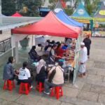 Petis bumbon khas Kota Semarang jadi primadona Ramadan. Di kawasan Alun-Alun Masjid Agung Semarang, kuliner telur bebek ini laris manis setiap sore.
