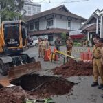 Lubang 3 Meter Menganga di Jatingaleh Semarang, DPU Selidiki Pertemuan Box Culvert dan Buis Beton
