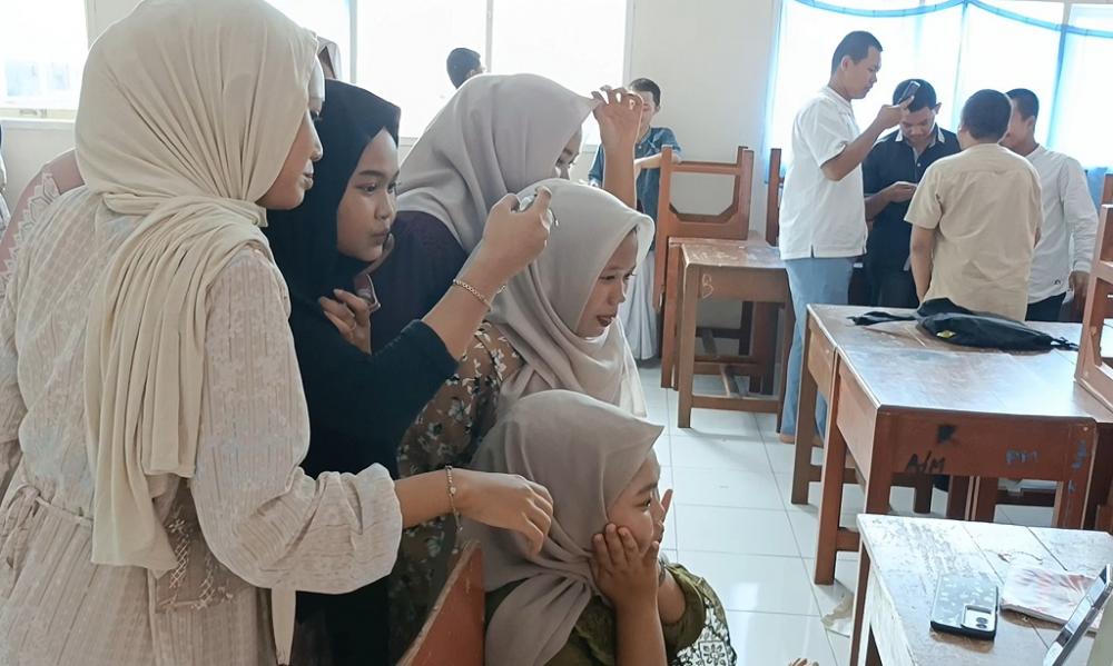 Tren Baru Pesantren Kilat! Siswa SMK Batang Produksi Konten Ramadan untuk Media Sosial