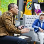 Pemerintah Provinsi Jawa Tengah bersama BRIN menyiapkan pengembangan energi bersih di Kepulauan Karimunjawa melalui teknologi smart microgrid berbasis tenaga surya berkapasitas 5 MW.