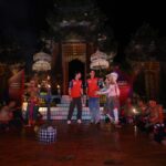 Pebalap Honda HRC Castrol Joan Mir dan Luca Marini mempelajari tarian khas Bali yakni Tari Kecak