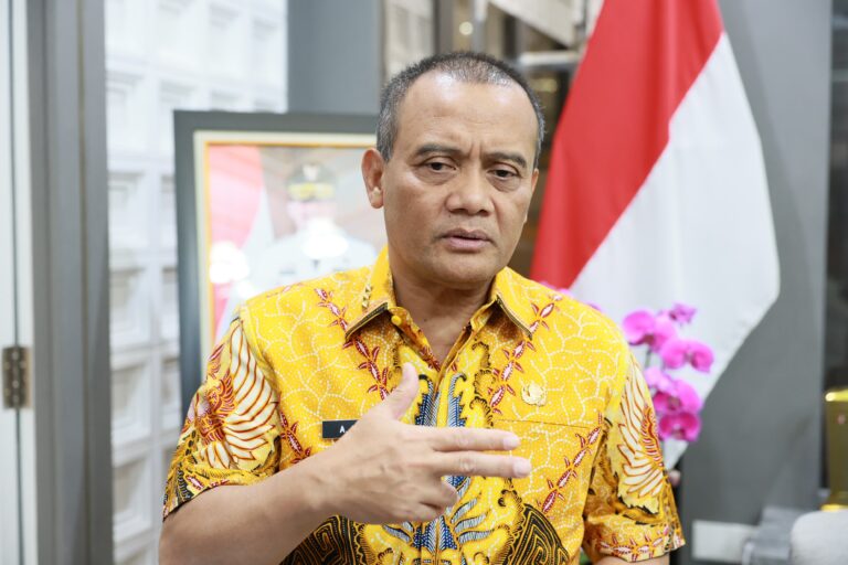 Caption : Gubernur Jateng