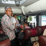 Program Mudik dan Balik Rantau Gratis Jawa Tengah 2026 resmi diberangkatkan Gubernur Ahmad Luthfi. Sebanyak 21.975 warga difasilitasi dengan bus dan kereta api, dengan kuota pendaftaran yang habis hanya dalam 10 menit