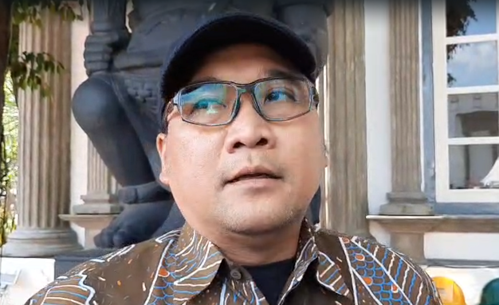 Pemerintah Kota Semarang menghadirkan layanan kesehatan gratis dalam rangka HUT ke-476, mulai dari skrining kanker hingga deteksi TBC. Namun, kuota terbatas membuat warga diimbau segera mendaftar.