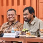 Pemerintah Provinsi Jawa Tengah dan Aceh memperkuat kerja sama lintas daerah melalui program strategis di sektor UMKM, pendidikan, dan investasi guna mendorong pertumbuhan ekonomi serta pemerataan pembangunan nasional.