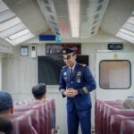 PT KAI Daop 4 Semarang menegaskan sanksi tegas bagi penumpang yang melebihi relasi tiket. Pelanggar terancam denda dua kali harga tiket hingga pembatasan layanan kereta api sampai 180 hari.