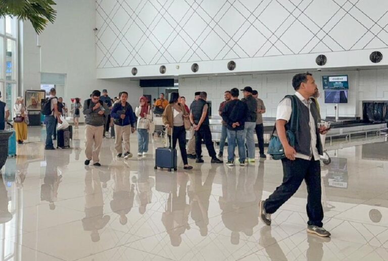 peningkatan trafik Bandara Ahmad Yani Semarang 2026