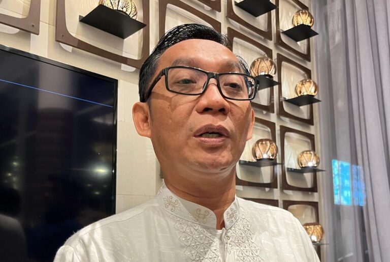 SPMB 2026 Semarang menghadirkan kebijakan baru dengan penguatan jalur afirmasi dan 33 sekolah swasta gratis.