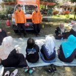 Pelatihan mitigasi bencana bagi penyandang disabilitas di Semarang diperkuat melalui simulasi lapangan. BPBD dan LINKK Semar mendorong kesiapsiagaan inklusif untuk menghadapi situasi darurat secara mandiri.