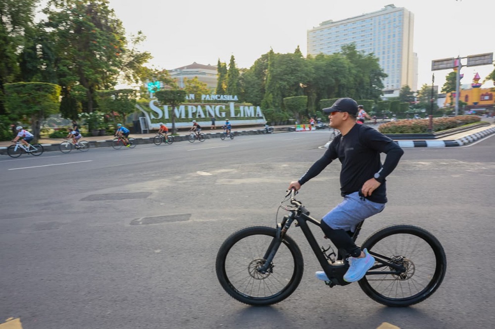 Bike to Work di Jateng, Gubernur Ajak ASN Hidup Hemat Energi dan Ramah Lingkungan