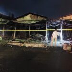 Kebakaran Pasar Kanjengan Semarang meludeskan 468 lapak. Pemkot bergerak cepat lakukan pemadaman, pendataan kerugian, dan siapkan relokasi pedagang.