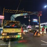 Pemerintah Kota Semarang memasang portal katrol di kawasan turunan Silayur, Ngaliyan, sebagai langkah tegas mengurangi kecelakaan yang melibatkan truk bermuatan berat.