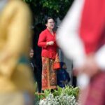 Warga terdampak tanah gerak di Tembalang, Semarang masih bertahan meski zona dinyatakan berbahaya. Pemerintah siapkan hunian sementara, namun faktor ekonomi jadi kendala utama relokasi.