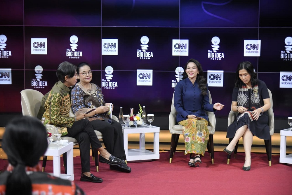 Wali Kota Semarang Agustina Wilujeng menegaskan pentingnya keberanian perempuan dalam menciptakan peluang dan mengambil keputusan adaptif.