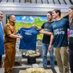 Tiga aktivis lingkungan asal Prancis menggandeng Gubernur Jawa Tengah Ahmad Luthfi dalam gerakan “Run for Rivers” untuk memerangi sampah sungai.