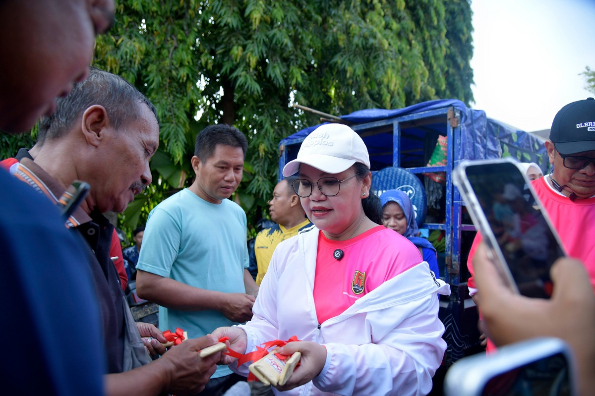 Perayaan Hari Jadi ke-479 Kota Semarang berlangsung meriah di Simpang Lima dengan kejutan dari Wali Kota Agustina Wilujeng.