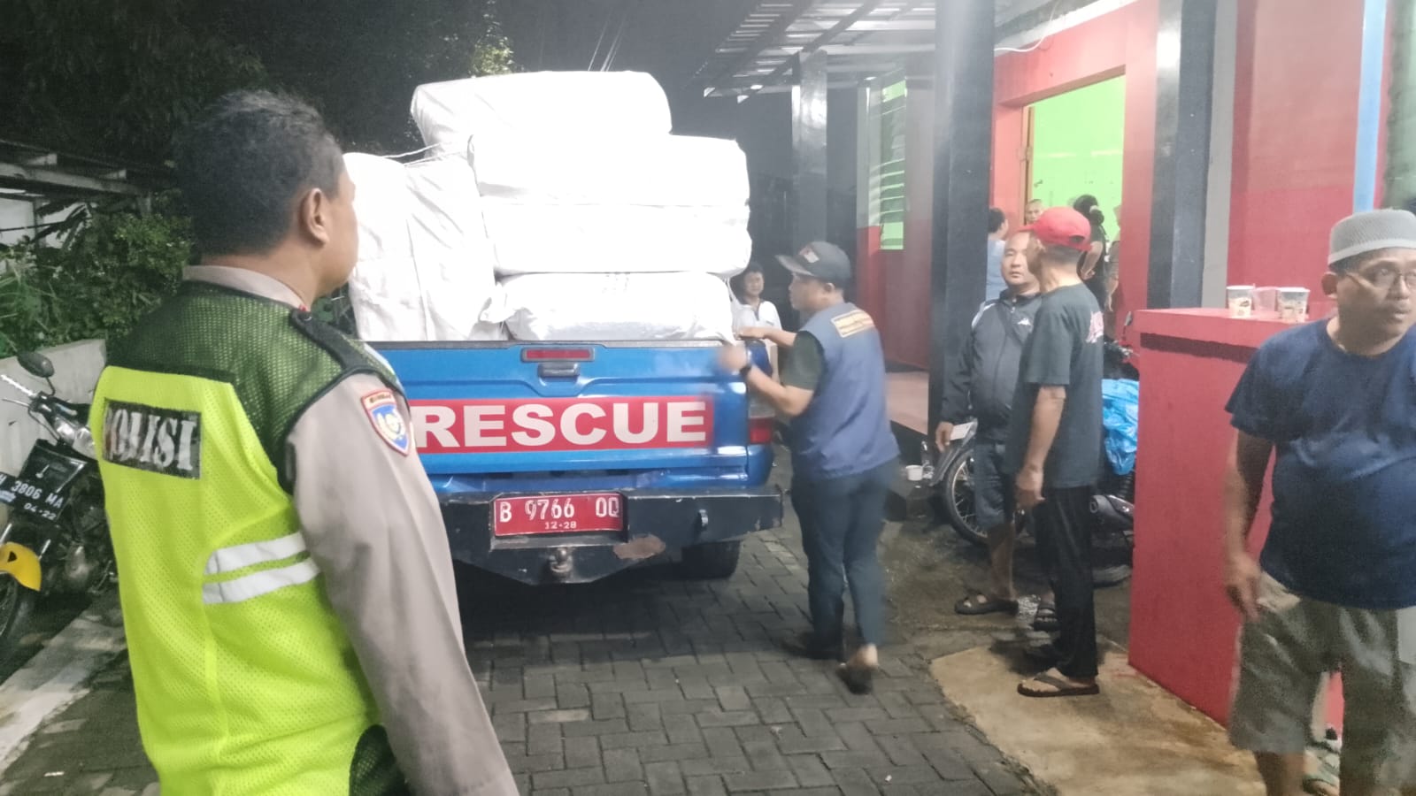 Pemerintah Kota Semarang gerak cepat tangani banjir di Ngaliyan dan Tugu, Sabtu (16/5/2026). (Dok.Folkstime)