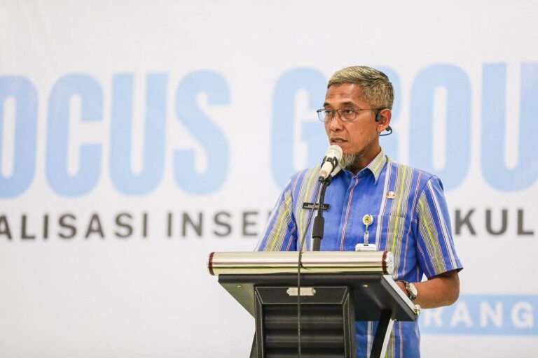 Pemerintah Provinsi Jawa Tengah menginisiasi kurikulum koperasi dari SD hingga SMA, pertama di Indonesia.