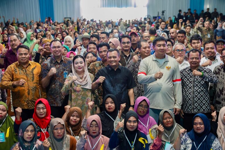 Gubernur Jawa Tengah Ahmad Luthfi berhasil mengusulkan kenaikan kuota rumah subsidi menjadi 50 ribu unit dan langsung disetujui Menteri PKP Maruarar Sirait.