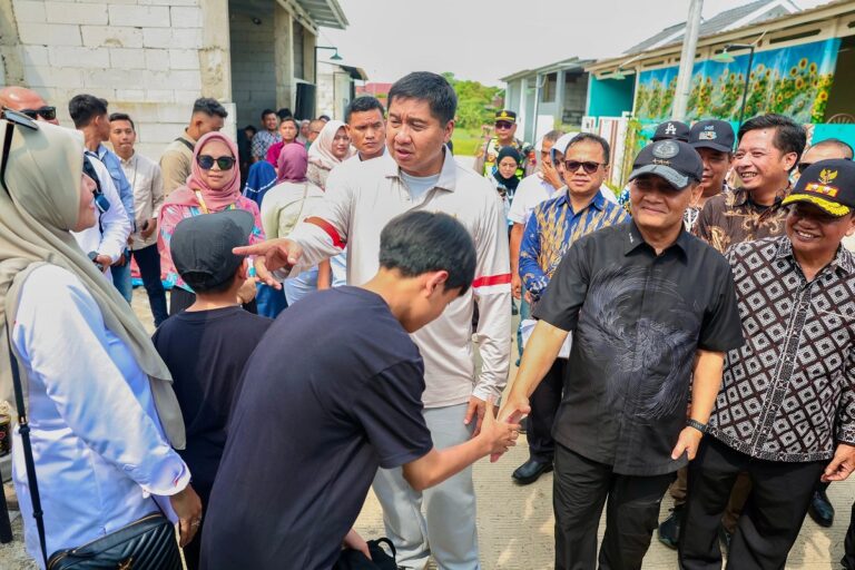 Kisah Nur Atikah, buruh pabrik rokok di Brebes, menjadi gambaran perjuangan masyarakat berpenghasilan rendah memiliki rumah subsidi melalui program FLPP.