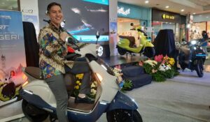 Indomobil eMotor resmi memperkenalkan motor listrik QT dan QT Pro di Semarang dengan harga mulai Rp15 jutaan.
