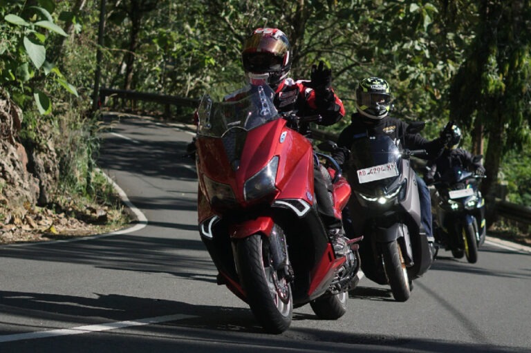 MAXi Tour Boemi Nusantara etape kelima mengajak bikers Yamaha menjelajahi Jalur Jalan Selatan Jawa (JJLS) dari Yogyakarta, Pacitan hingga Solo.