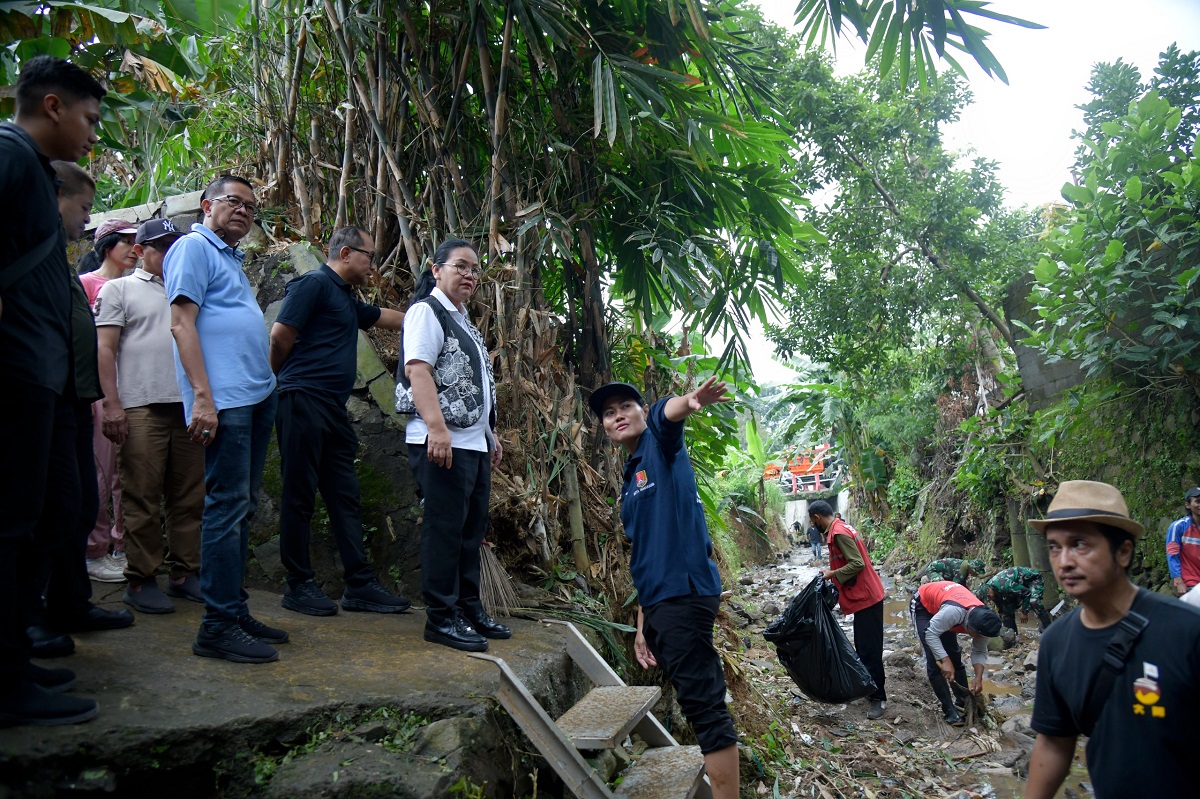 Pemerintah Kota Semarang menegaskan sistem retribusi sampah kini sudah sepenuhnya non tunai untuk mencegah kebocoran pendapatan daerah.