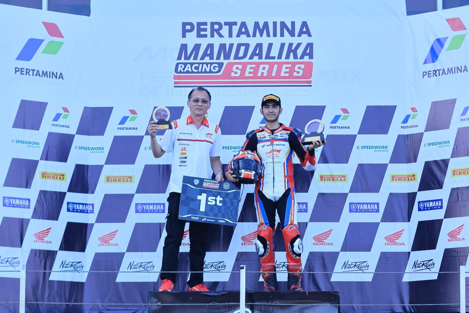 Astra Motor Racing Team meraih sembilan podium pada Mandalika Racing Series 2026 ronde kedua.