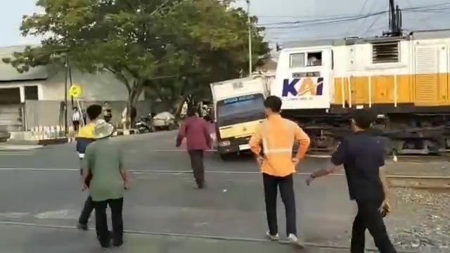 VideoCapture_20260622-195322