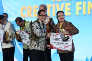 Kota Semarang meraih Penghargaan Terbaik III Kategori Creative Financing pada Apresiasi Pemerintah Daerah Berprestasi 2026 Regional Jawa-Bali.
