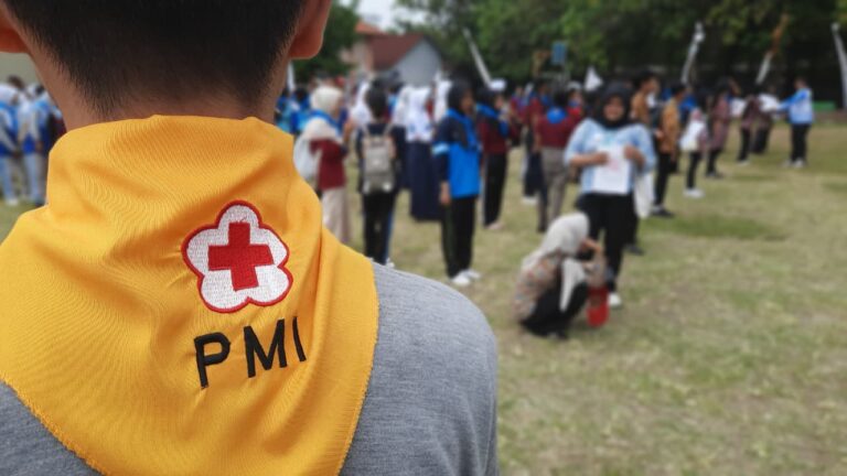 Sebanyak 800 anggota PMR dari 68 sekolah di Kota Semarang mengikuti Youth Volunteer Gathering PMI.
