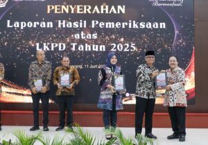 Pemerintah Kota Semarang kembali meraih opini WTP dari BPK RI atas LKPD 2025 untuk kesepuluh kalinya secara berturut-turut.