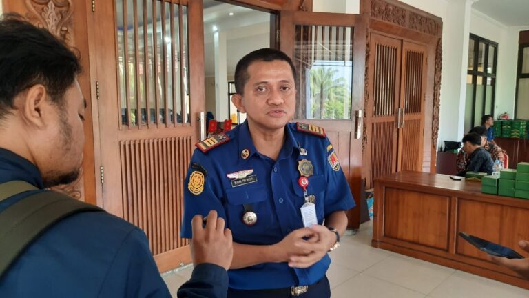 Dinas Pemadam Kebakaran Kota Semarang memetakan 135 hidran, tandon, dan sumber air melalui aplikasi Sigap Hidran.