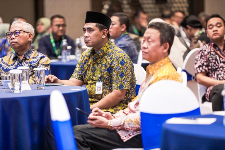 Wakil Gubernur Jawa Tengah Taj Yasin Maimoen mengusulkan pendidikan vokasi dimulai sejak SMP agar bakat siswa terpetakan lebih awal.