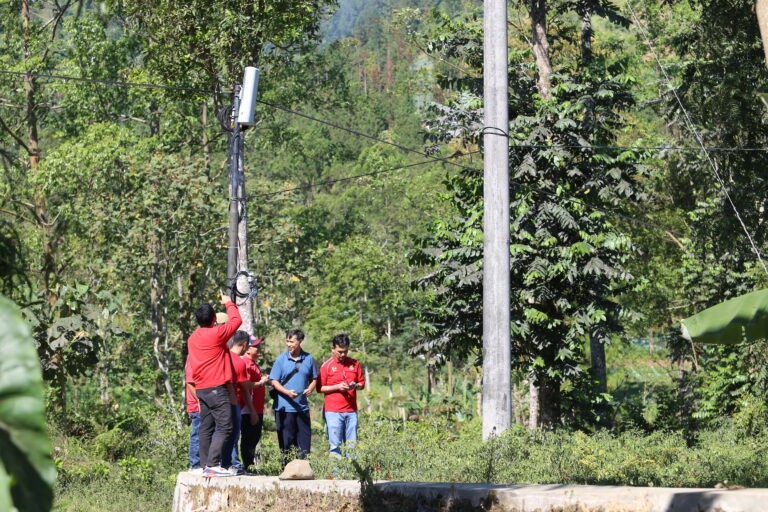 Desa Cipetung, Kabupaten Brebes, resmi keluar dari status blank spot setelah BTS Telkomsel beroperasi.