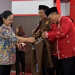 Pemerintah Kota Semarang memperluas penerima bisyaroh penggerak keagamaan menjadi 9.992 orang pada 2026. Modin, guru mengaji, guru RA, Madin hingga marbot mendapat perhatian lebih.