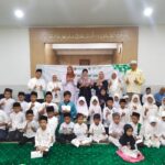 Universitas Wahid Hasyim (Unwahas) Semarang menyantuni 50 anak yatim dalam rangka Dies Natalis ke-26.