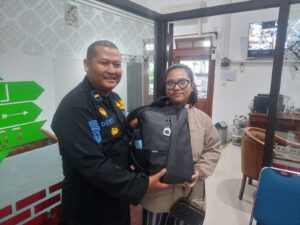KAI Daop 4 Semarang mencatat 183 tumbler menjadi barang yang paling banyak tertinggal di kereta dan stasiun selama Januari-Juni 2026.