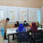 Dinas Kesehatan Kota Semarang menangani dugaan keracunan pangan di SMK Negeri 6 Semarang yang menyebabkan 707 siswa dan guru mengalami gejala.