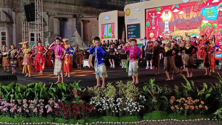 Pemerintah Kota Semarang memperkuat gerakan pencegahan bullying dan kekerasan terhadap anak pada Hari Anak Nasional 2026.
