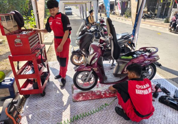 1.300 Warga Padati Karnaval Gear Ultima Semarang, Servis Murah Yamaha Diserbu