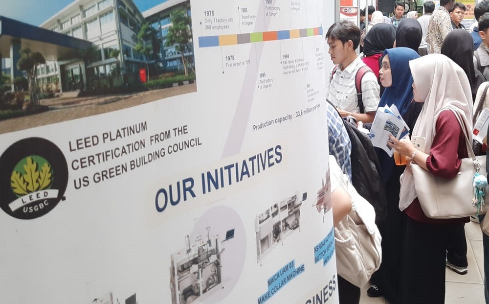Sejumlah fresh graduate Generasi Z yang mengikuti Unnes Career Expo 2026 mengaku masih kesulitan memperoleh pekerjaan