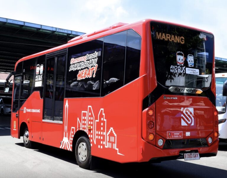 Peremajaan 132 armada Trans Semarang sepanjang 2026 menjadi salah satu faktor utama yang mengantarkan Dinas Perhubungan Kota Semarang meraih Transportasi Indonesia Award 2026.