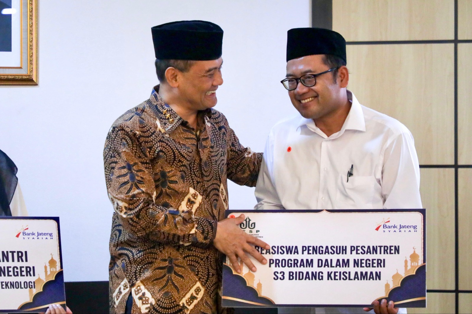 Pesantren Obah Dorong Santri Kuasai Sains dan Teknologi, 15 Penerima Beasiswa Kuliah ke Luar Negeri