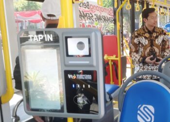 Trans Semarang mulai menguji pembayaran full nontunai pada bus listrik Koridor 1 Mangkang-Penggaron Oktober 2026 sebelum diterapkan lebih luas pada 2027.