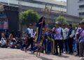 Salah seorang peserta lomba Egrang yang turut memeriahkan event Forkot KORMI Kota Semarang 2026, di Balai Kota, Minggu (4/10/26).
