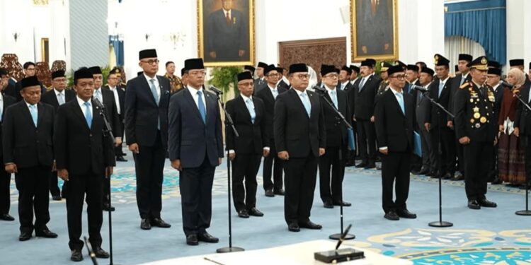 Kabinet Merah Putih Kembali Dirombak, Prabowo Geser 18 Pejabat